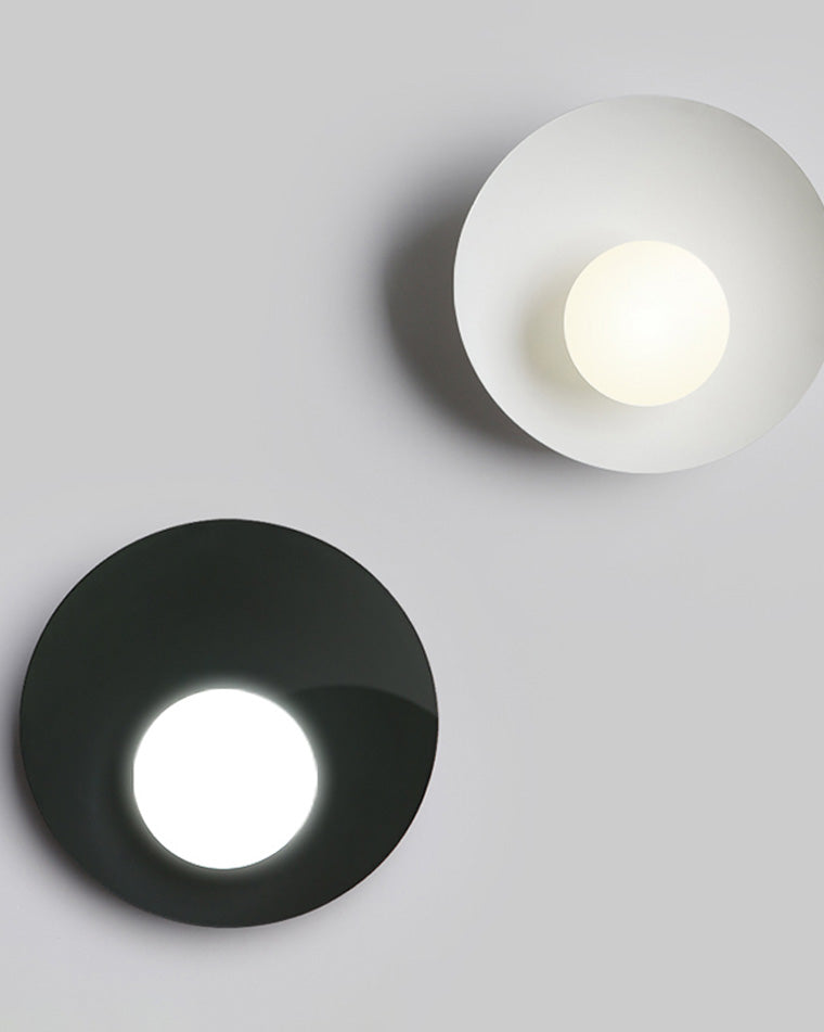 Plafonnier asymétrique WOMO Globe en verre dépoli-WM1021