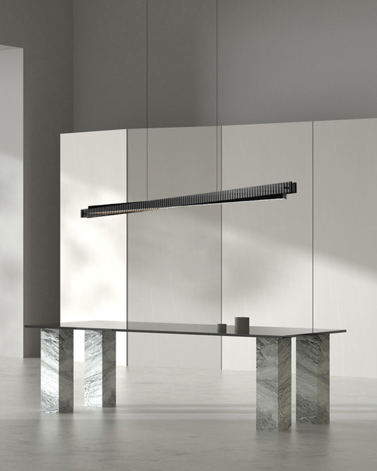 Suspension linéaire en verre cannelé noir WOMO-WM2310