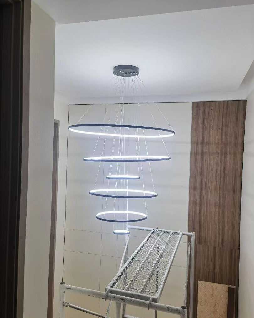 Lustre à led circulaire à plusieurs niveaux noir WOMO-WM2652
