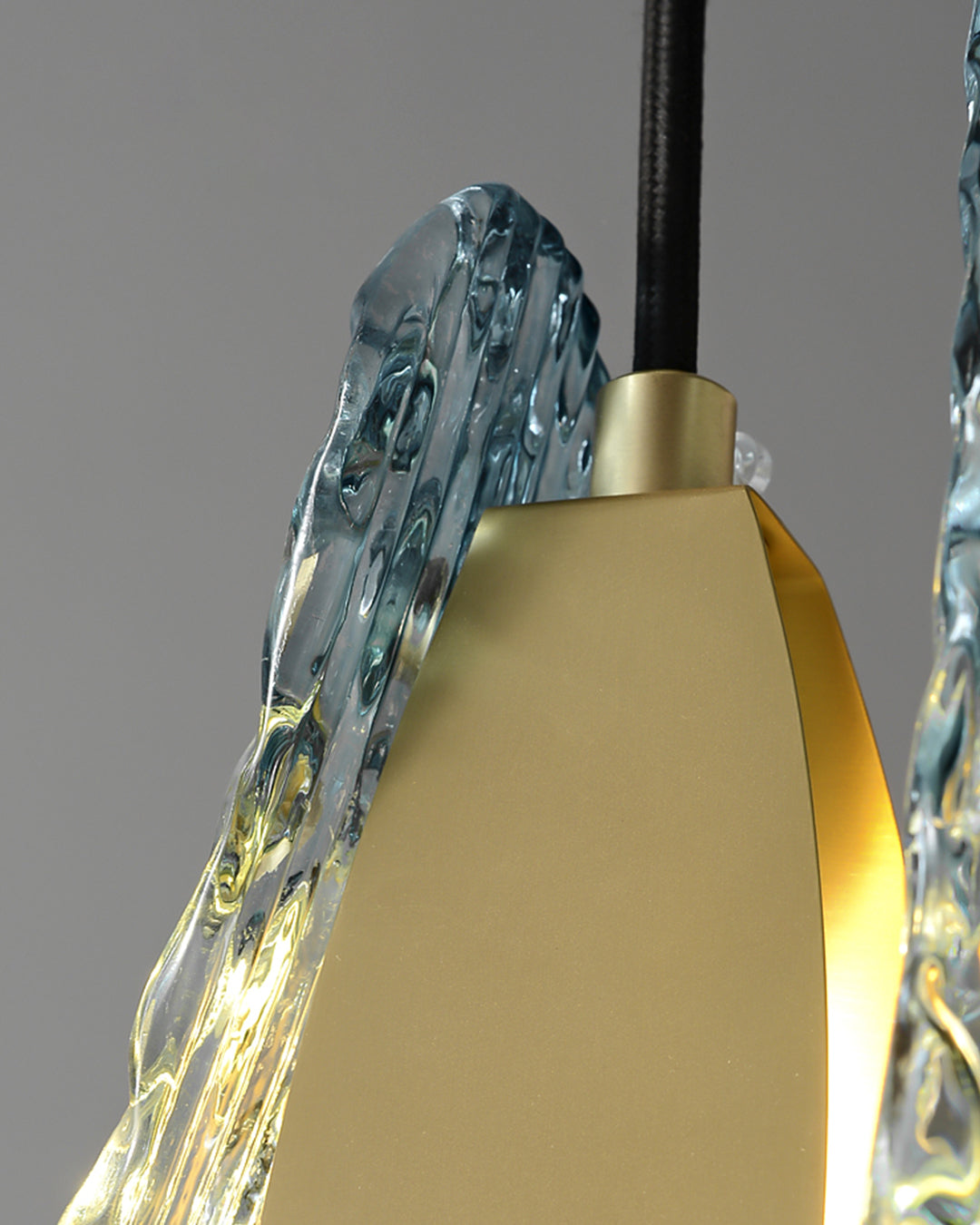 WOMO Lustre Lineaire Petale en Verre Bleu-WM2213c