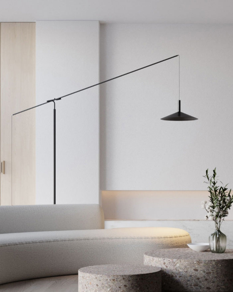 Lampadaire en porte-à-faux WOMO au-dessus du canapé-WM7025