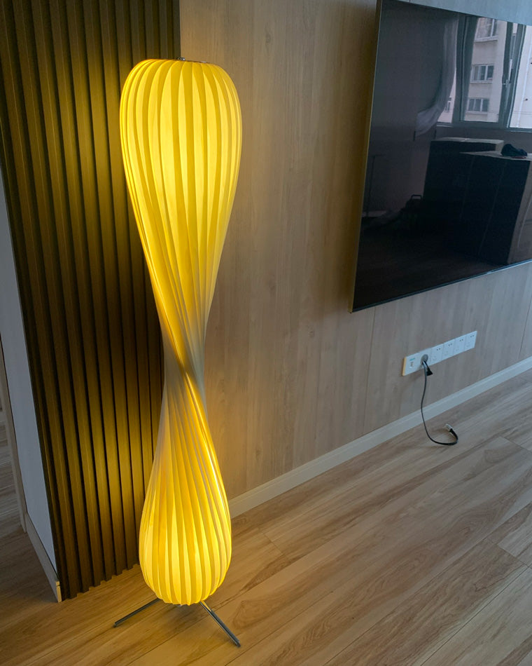 WOMO Lampe sur Pied Bois Tour Tordue - WM7044