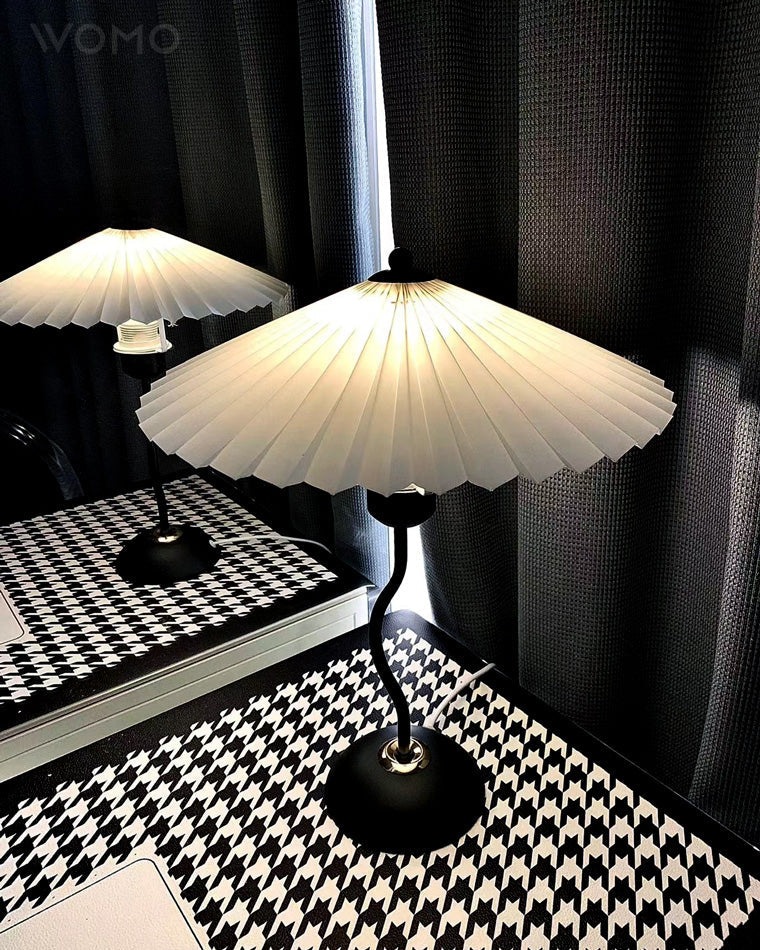 Lampe de table plissée ondulée WOMO-WM8001