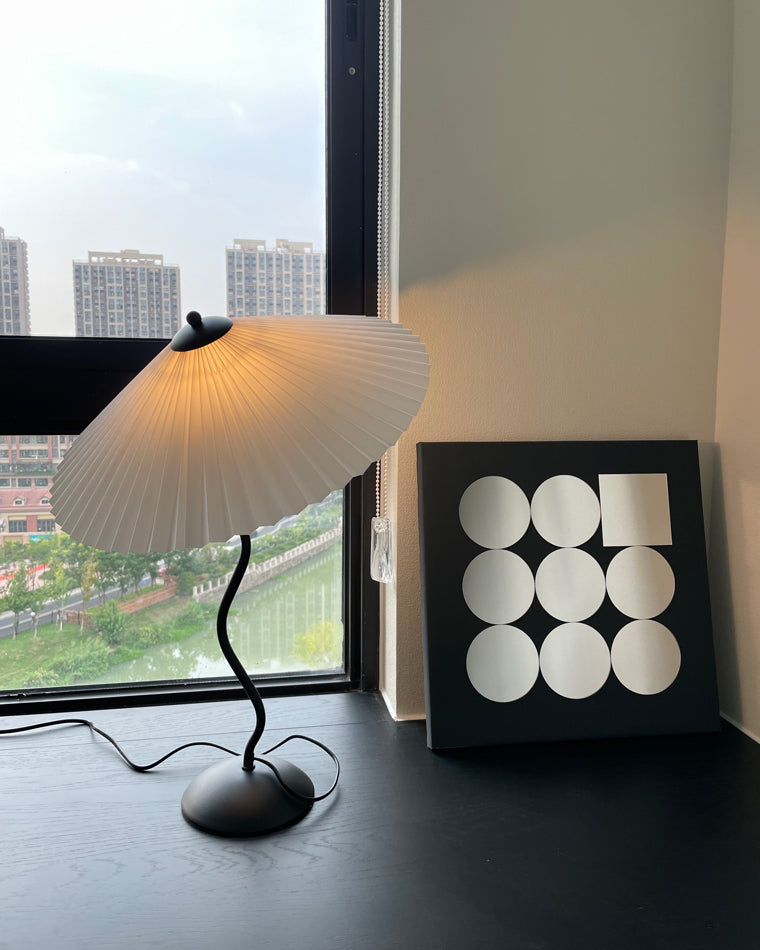 Lampe de table plissée ondulée WOMO-WM8001