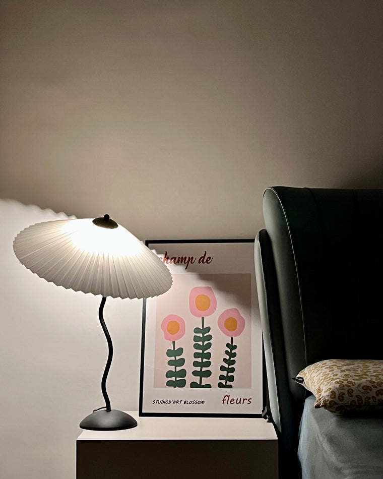 Lampe de table plissée ondulée WOMO-WM8001