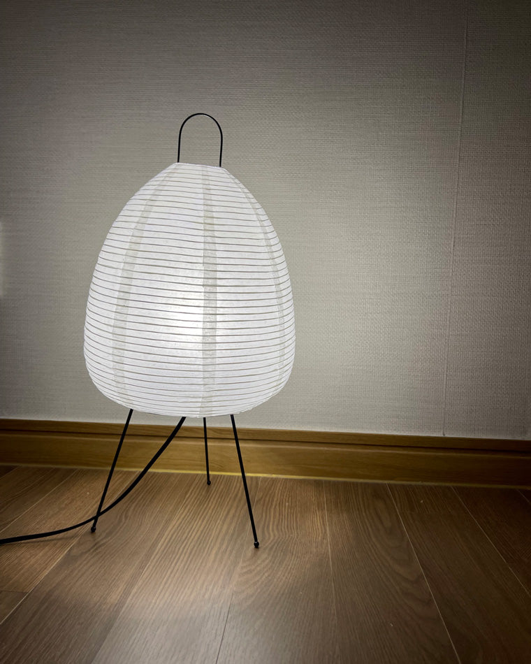 Lampe de table à lanterne en papier trépied japonais WOMO-WM8023
