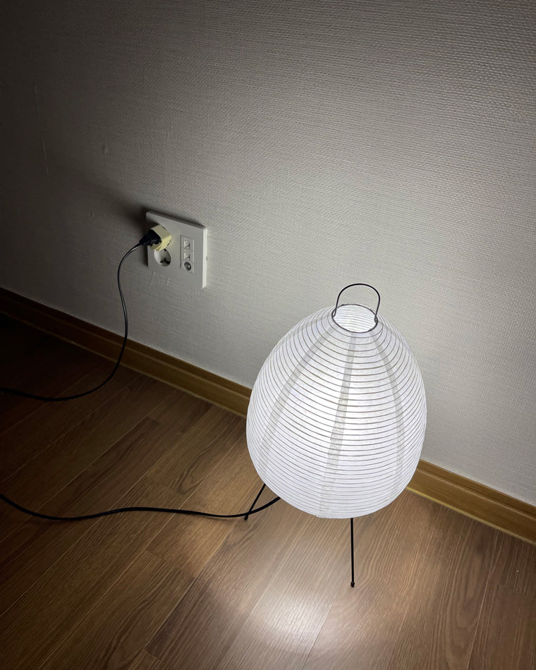 Lampe de table à lanterne en papier trépied japonais WOMO-WM8023